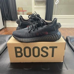 5.5m Yeezy 350 mono cinder DS